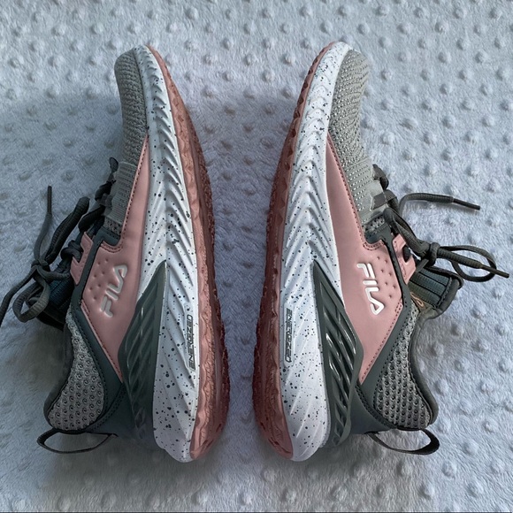 Fila Running Shoes (size 8) - Picture 5 of 12